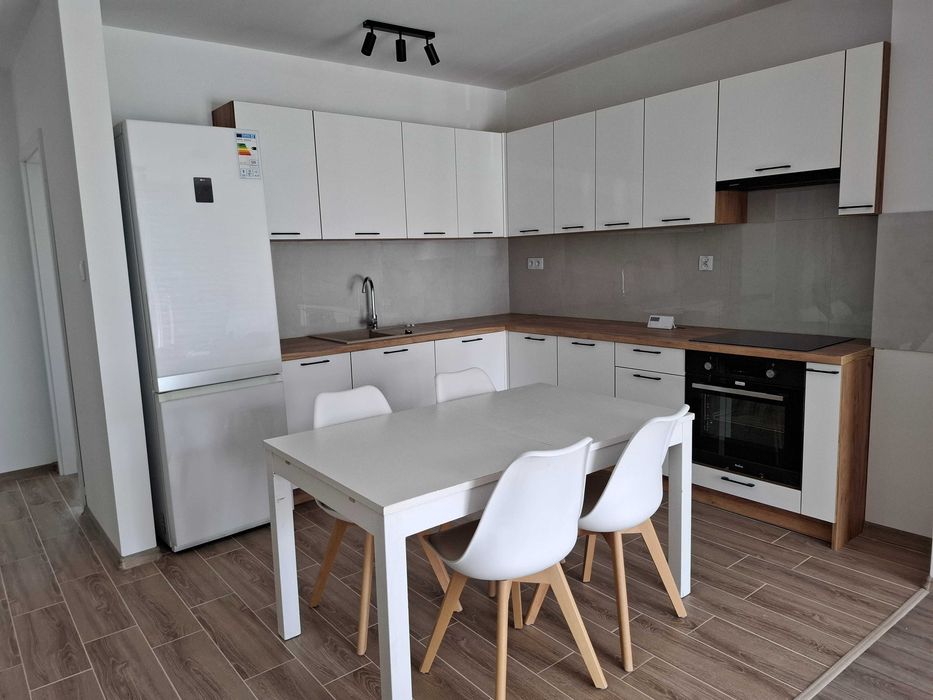 Wynajmę apartament ok. 65 m2 plus poddasze ok. 35 m2 Legionowo k. CSP