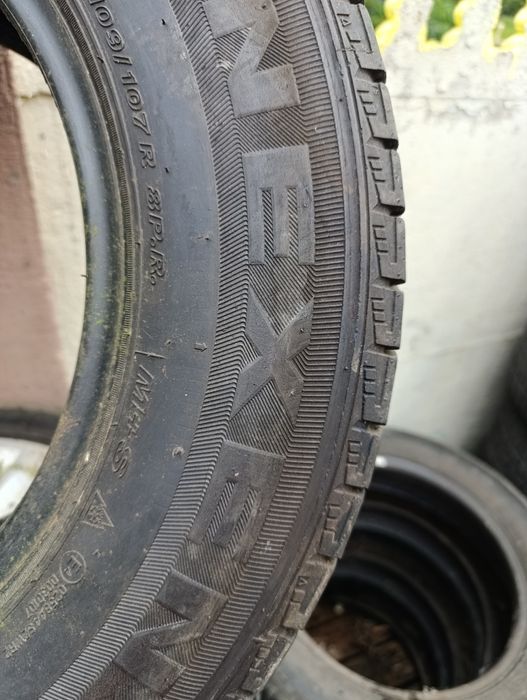 Шина одиничка запаска розпаровка 215/70 15C nexen winguard wt1