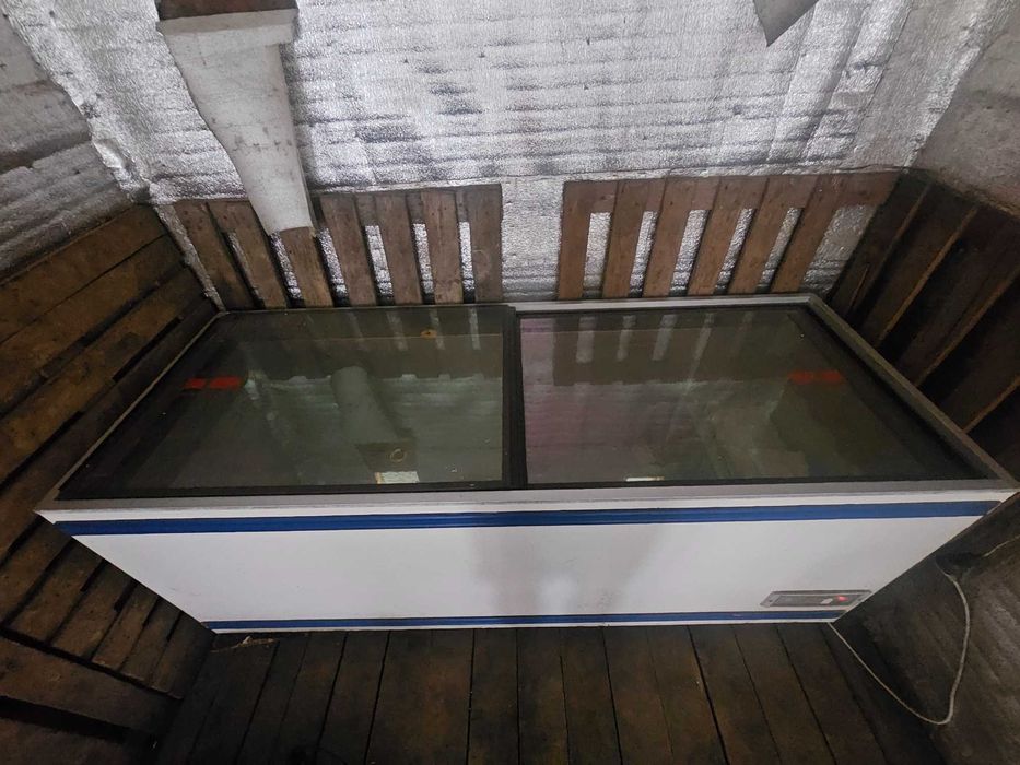 Продам морозильную камеру ларь