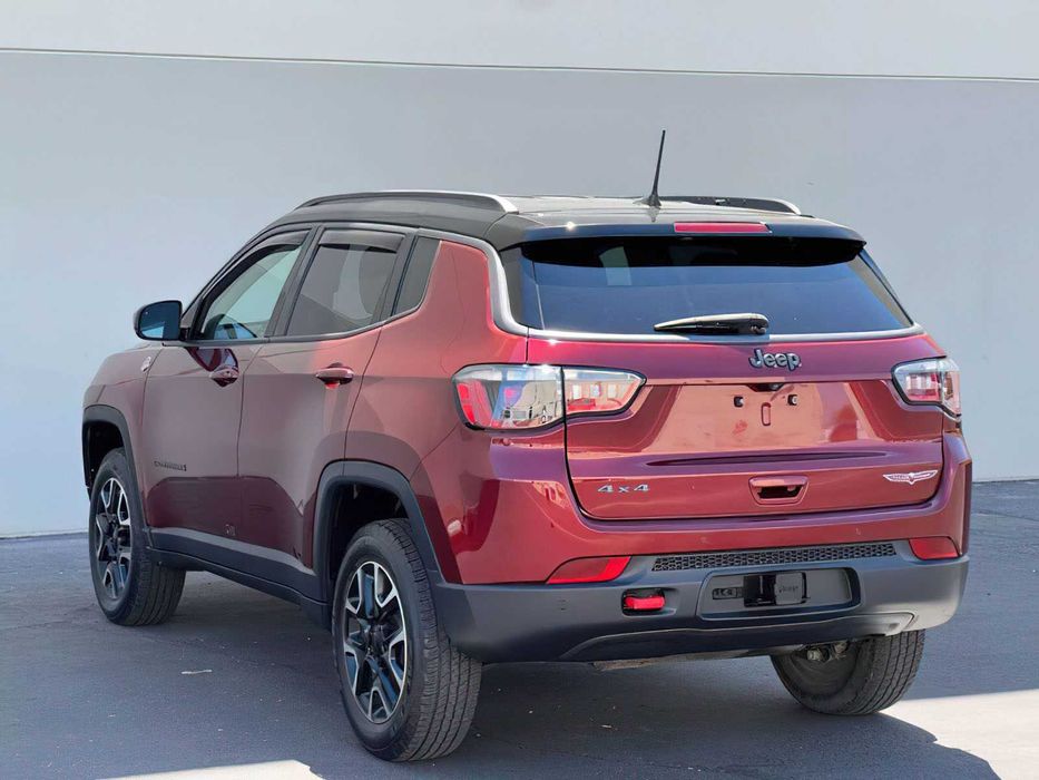 Jeep Compass Trailhawk      2021