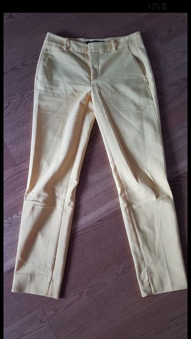 Spodnie damskie Zara