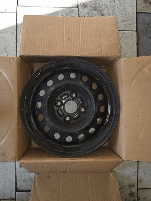 Stalowe felgi 14"