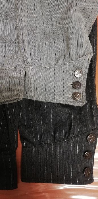 Calças tecido, cinza, 38, Stradivarius, usadas 

As calças não são elá