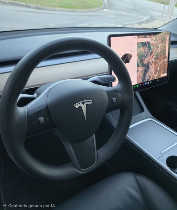 Tesla Model 3 — fotografia 5