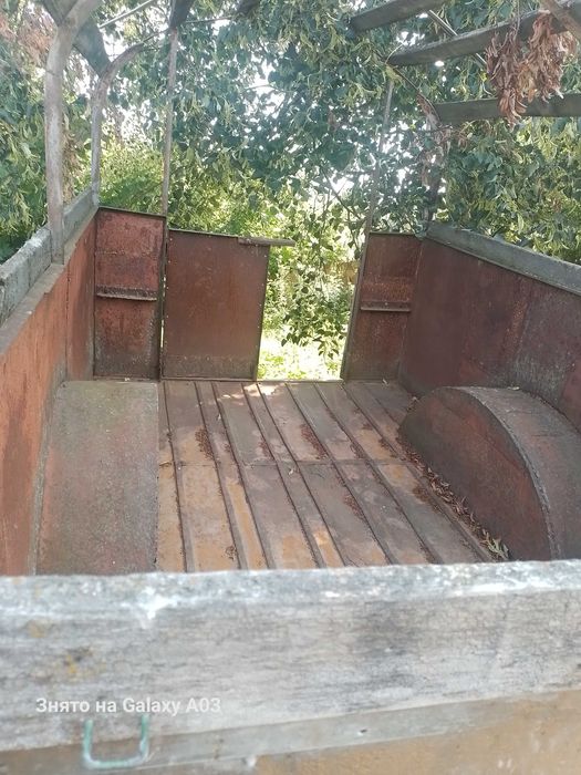 Причеп одноосний самаробний