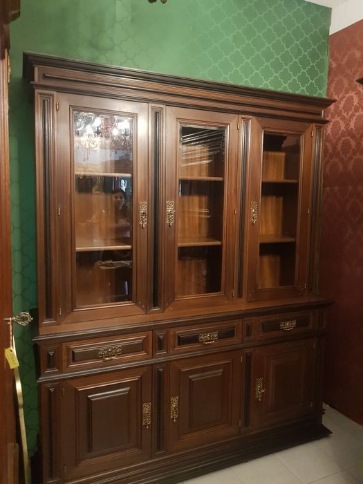 Imponente movel louceiro estilo presidente