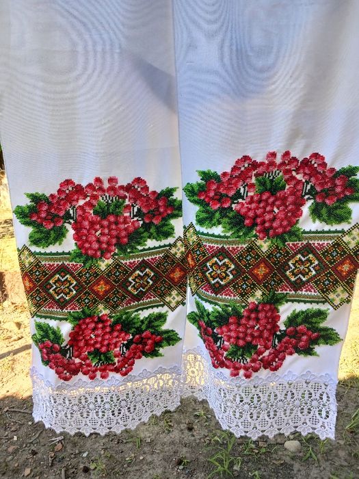 Вишитий весільний рушник