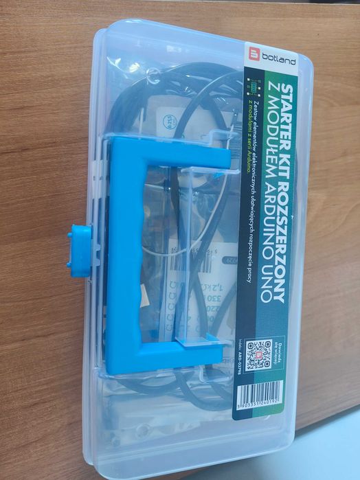 ARDUINO - StarterKit rozszerzony z modułem Arduino Uno + Box