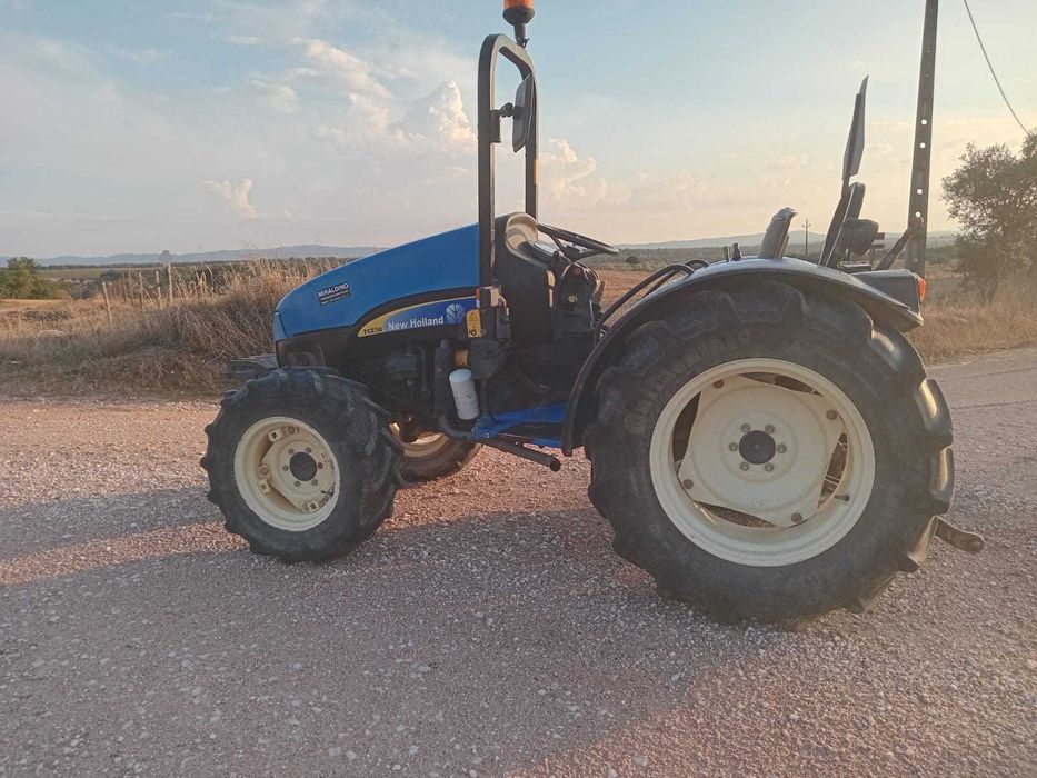 Trator new holand TCE 50 4x4