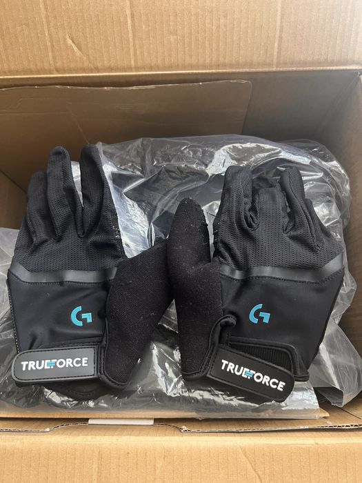 Logitech g29 volante + pedais + luvas **Como novo**