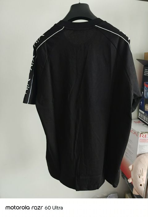 Nowy T-shirt Armani Exchange (A|X) – Czarny