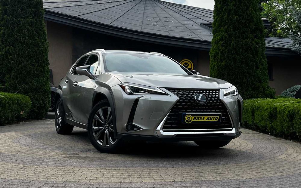 Lexus UX 250h 2021
