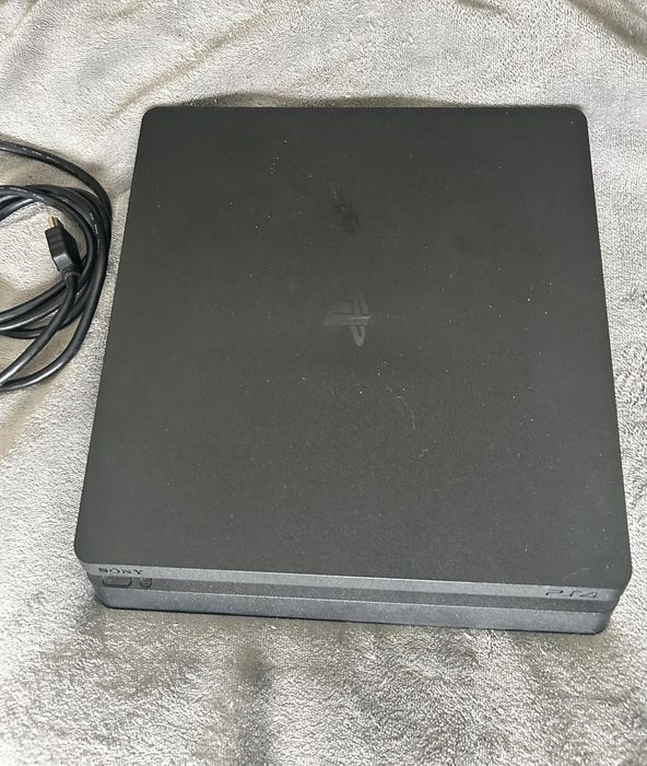 Ps4 1T 1 comando e 9 jogos