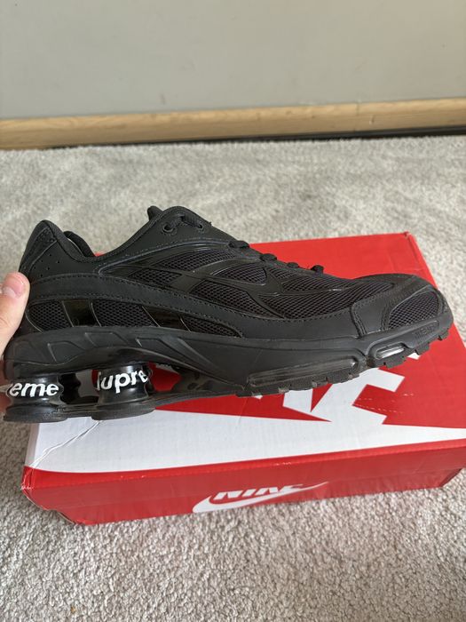 Кросівки nike shox supreme