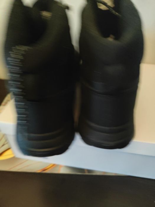 Nowe trekingi męskie rozmiar 42