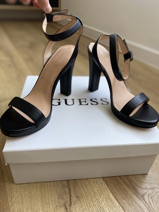 Sndały Guess r 39