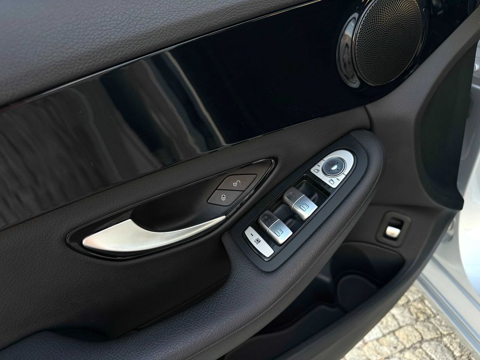 Mercedes-Benz C 180 BlueTEC Station 1.6 — Excelente estado