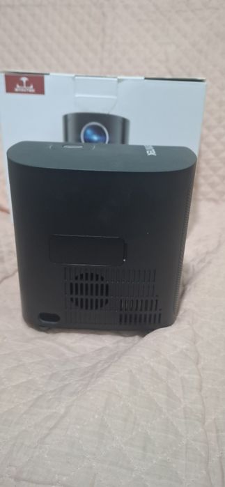 Продам проектор Byintek X20