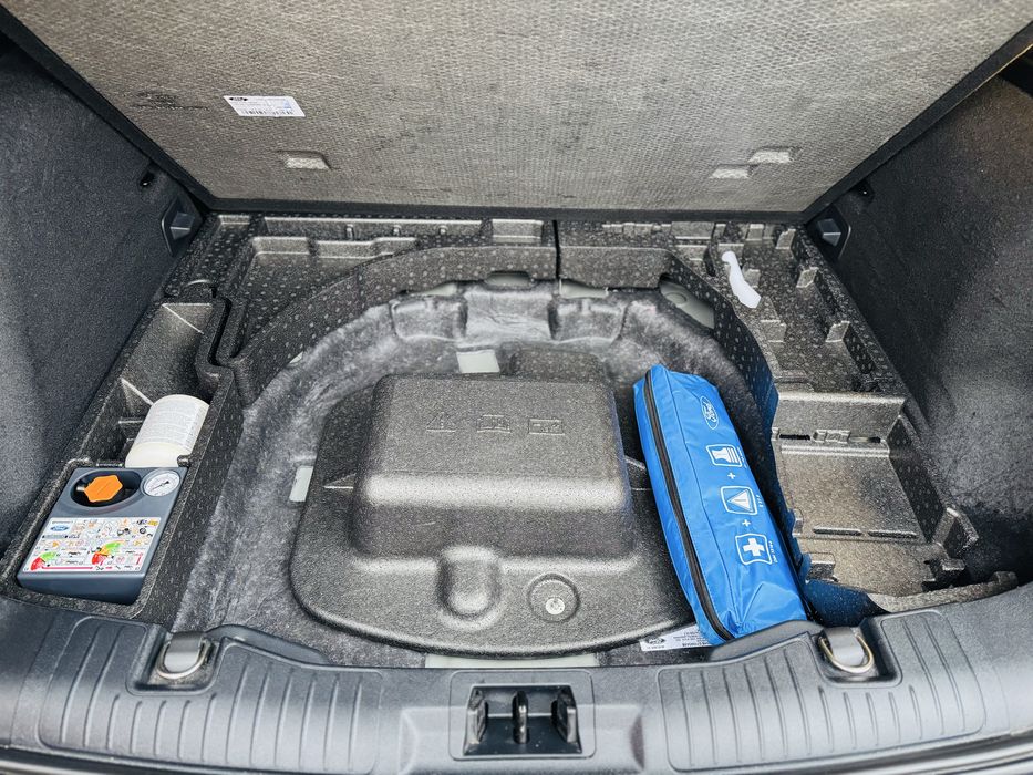 Ford Kuga 2.5PHEV eCVT AWD ST-Line 2023 рік