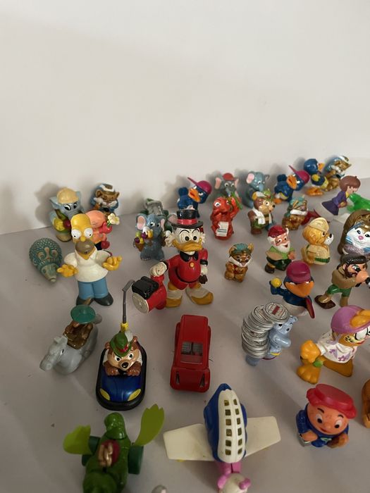 Bonecos miniaturas anos  80 e 90