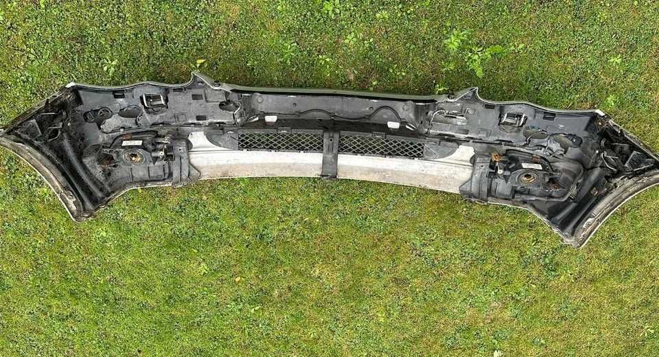 Para Choques Frente Mercedes C Class W 203 com abertura lava farois