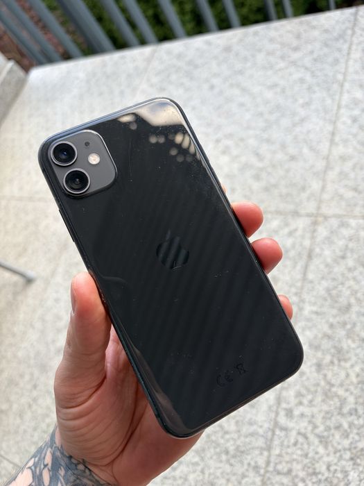 Sprzedam iPhone 11 64 GB