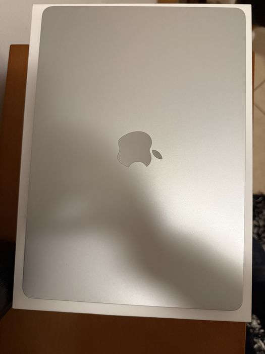 Macbook Air M4 2025