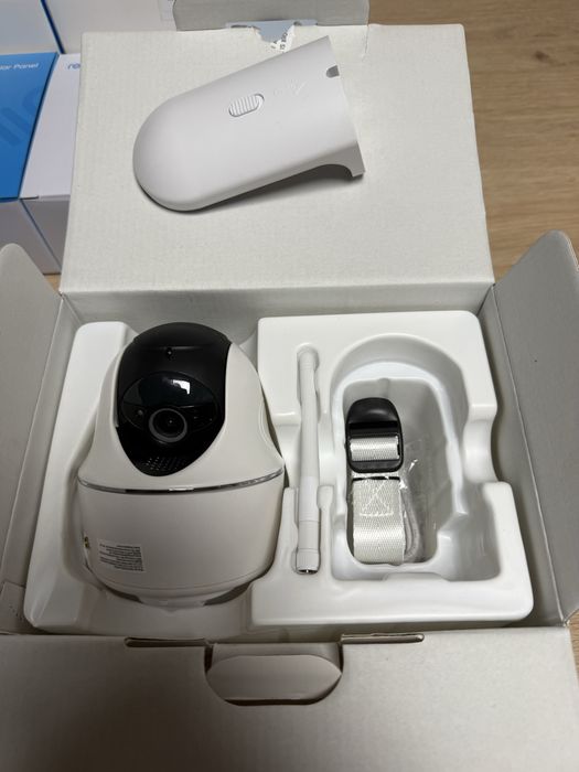 Zestaw kamer Reolink Argus PT 4MP + Solary + SD 64GB