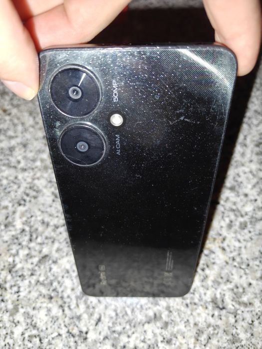 Xiaomi Redmi 13C 5G 128GB | 4GB RAM | Sem carregador