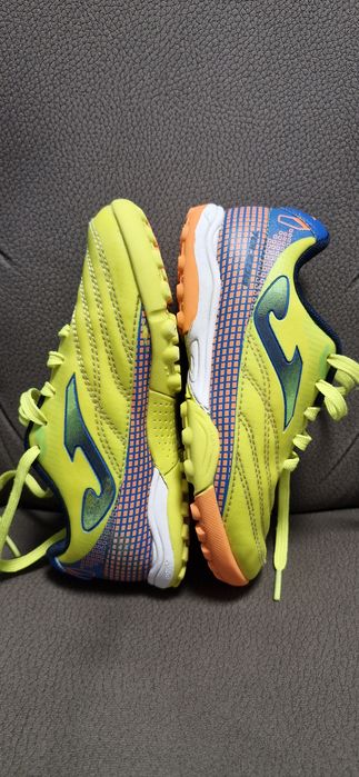 Кросівки дитячі Joma. Розмір 29.