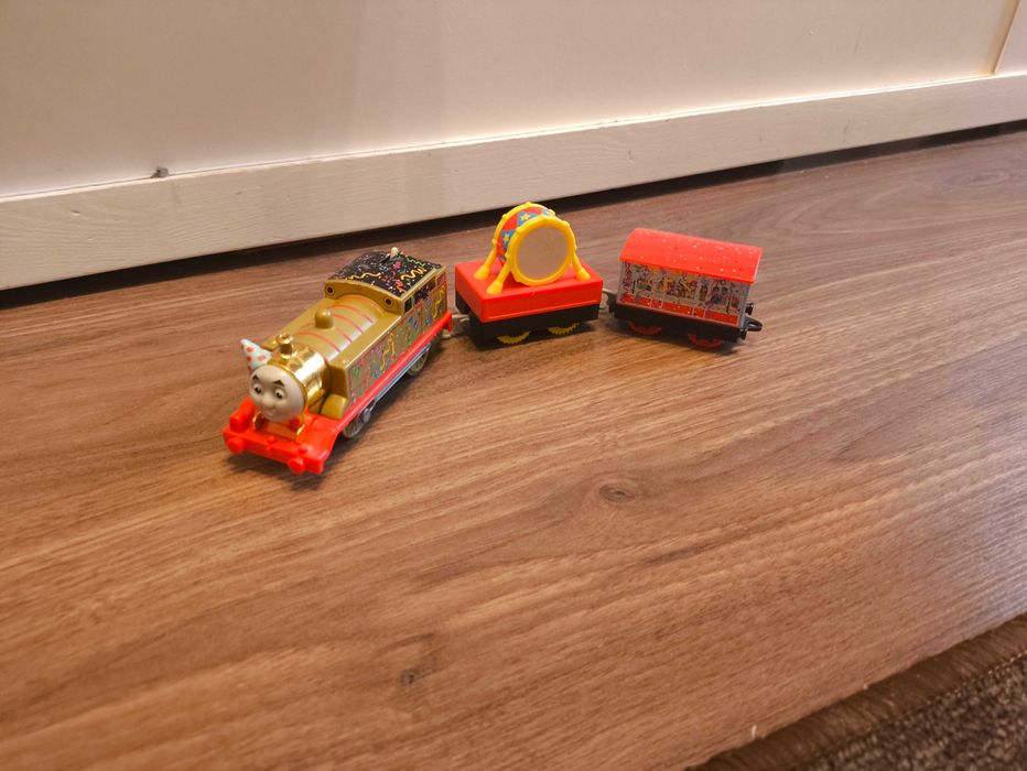 Tomek i przyjaciele Urodzinowy tomek i jego wagony