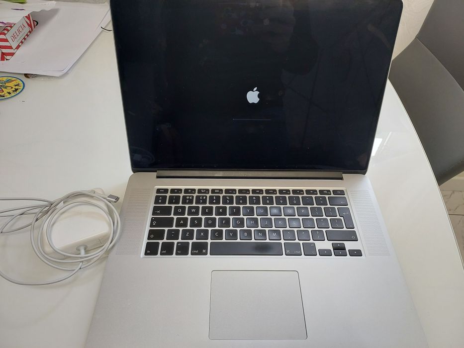 a1398 macbook pro ssd 512  16gb  15"