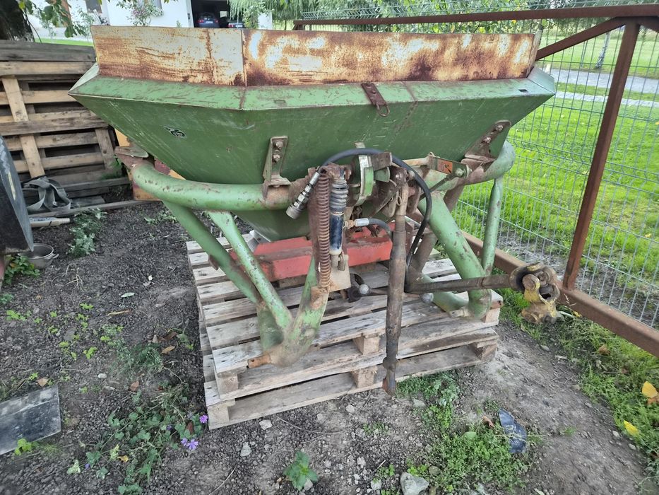Rozsiewacz amazone ZA-F 600