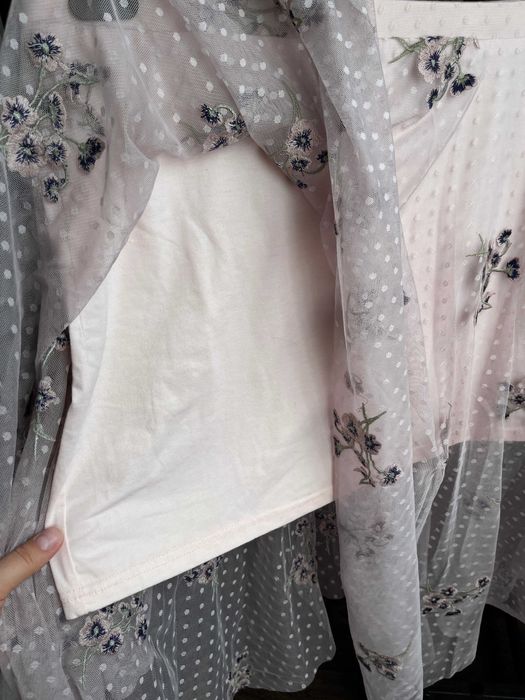 Юбка сетка миди в горошек с вышивкой New Look