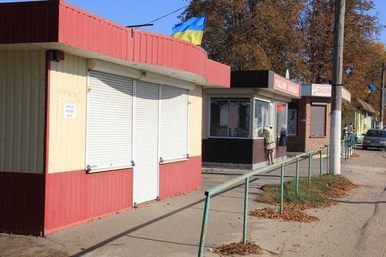 Сдам свой киоск в г. Дергачи. 24 кв.м. Район вокзала.