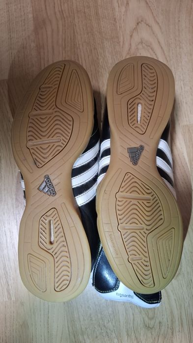 Футзалки Adidas 11Pro