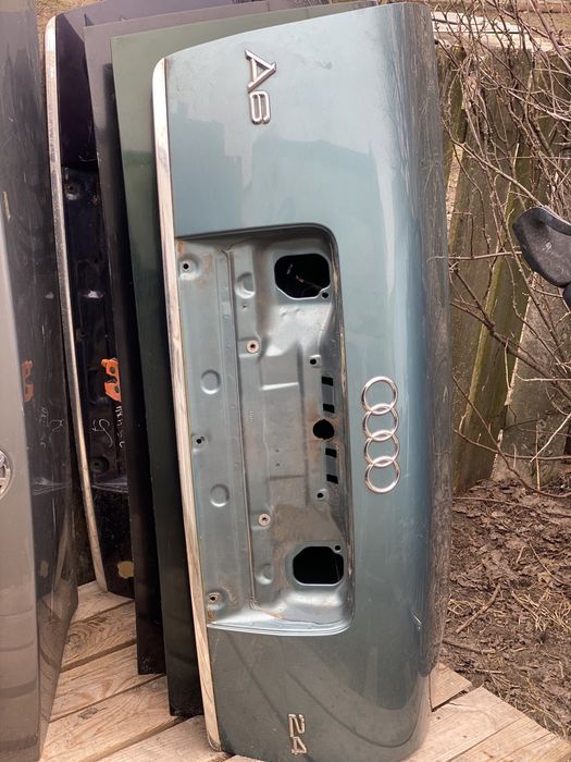 Ляда задня ауді