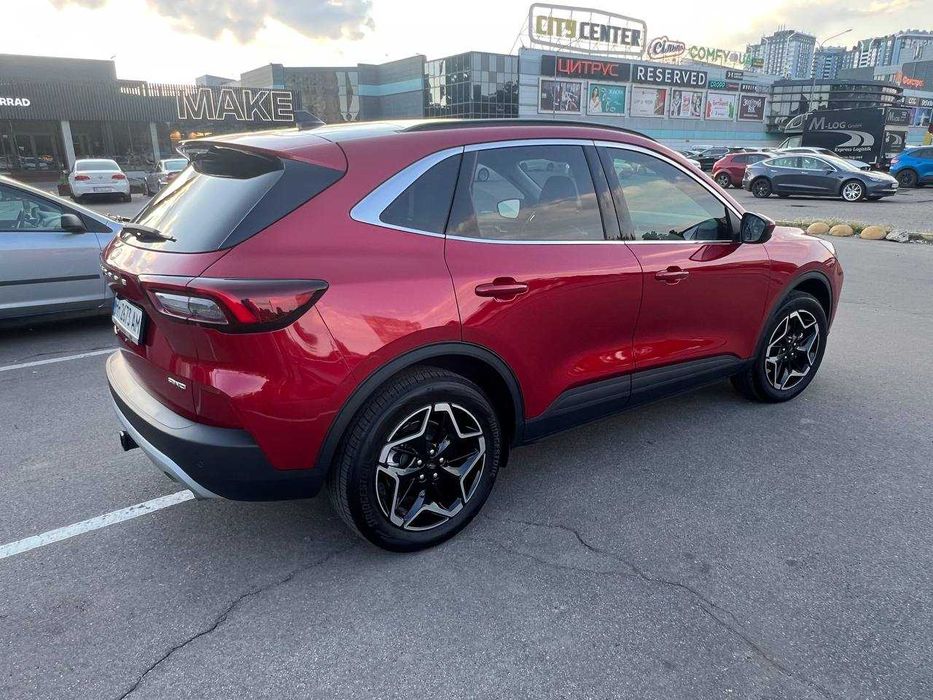 Продам Ford Escape Hybrid 2026 модельного года