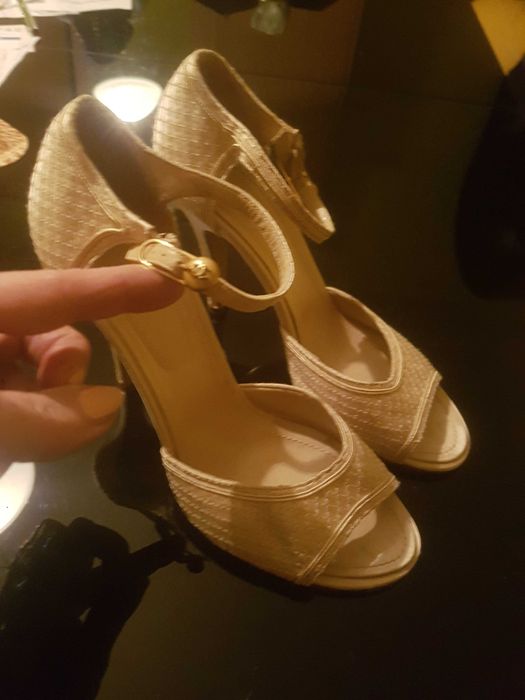 Szpilki chanel ręcznie szyte orginalne
