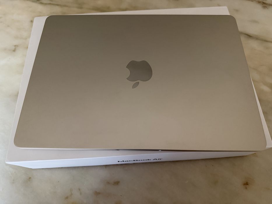 Apple MacBook Air 13 M2 16gb/256gb (6 ciclos de bateria)