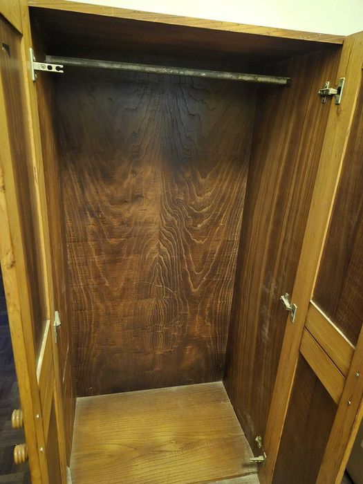 Armário Pinho 2 Portas