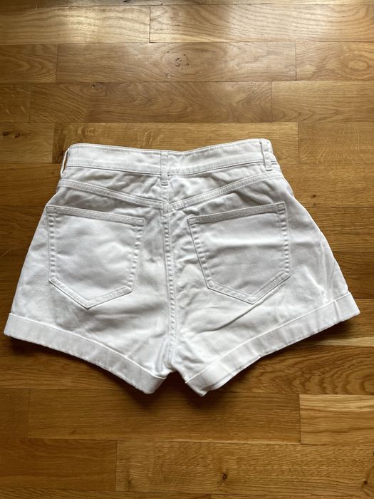 Biale spodenki damskie z wysokim stanem H&M