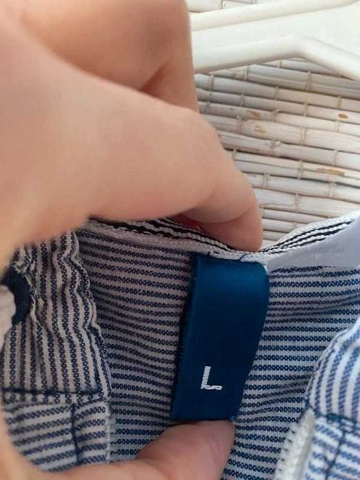 Męska niebiesko-biała wiosenna kurtka z kapturem w paski H&M Divided L