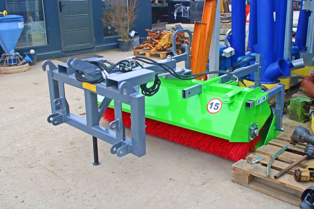 Zamiatarka do traktorka ciągnika kostki Zamiatarka drogowa hydrauliczn