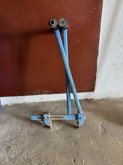 Przyrzad do kostki brukowej