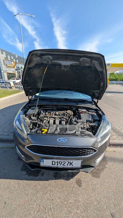 Ford Focus 2.0 Ti-VCT GDI бензин. 2015 року. у хорошому стані
