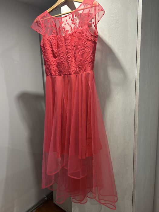 Sukienka z tiulem roz. 38