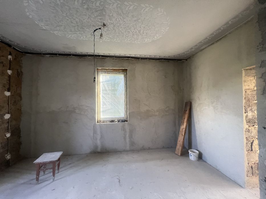 Продаж міцного будинку