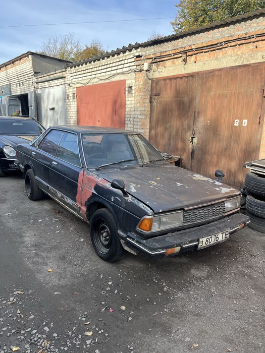 Nissan bluebird 910