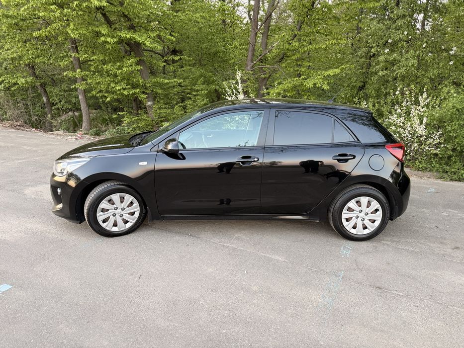 Kia Rio 2017 року